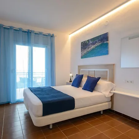 Habitacions - Serena 3* يانكا